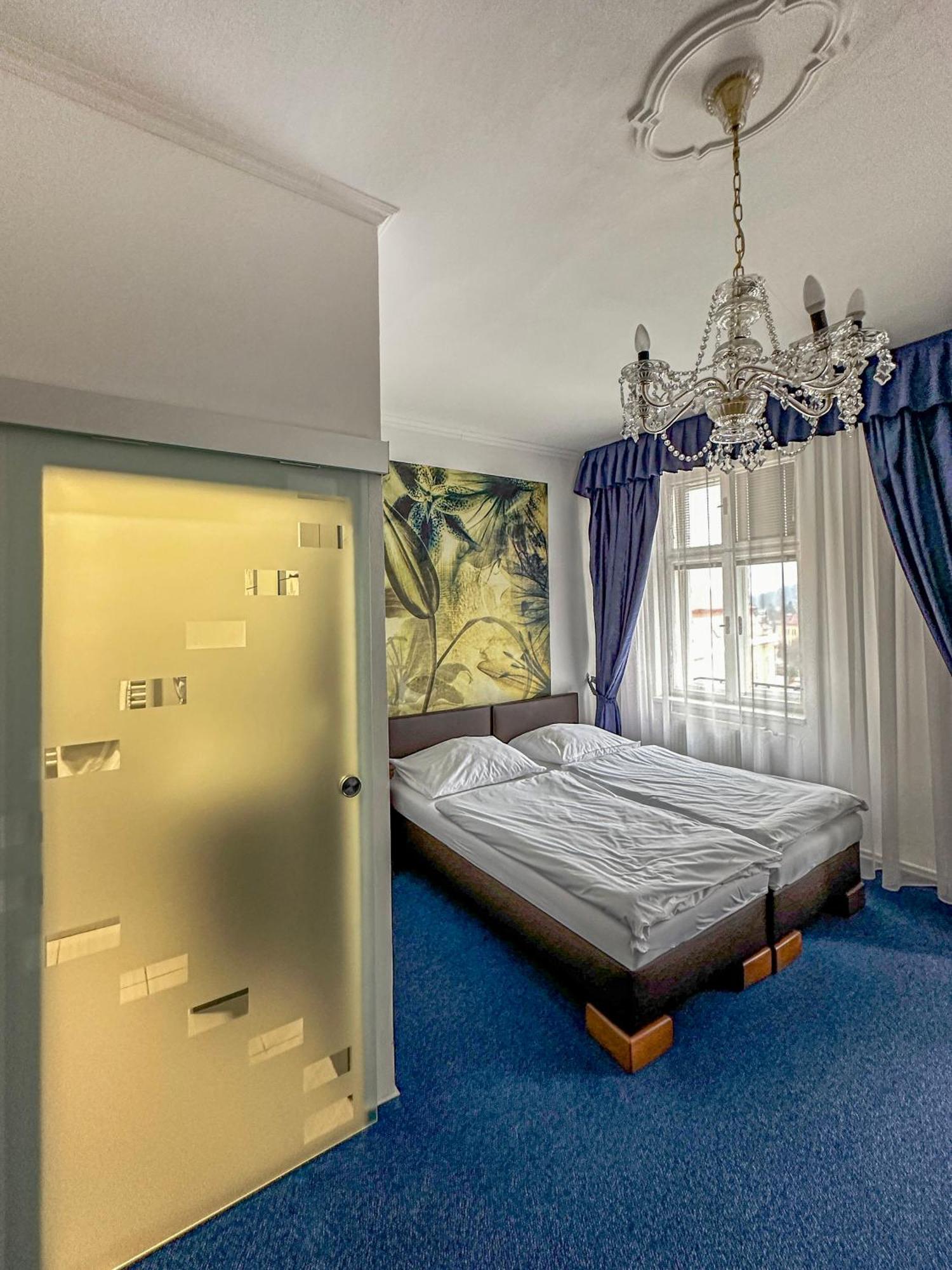Hotel Ruzek Hranice  Kültér fotó