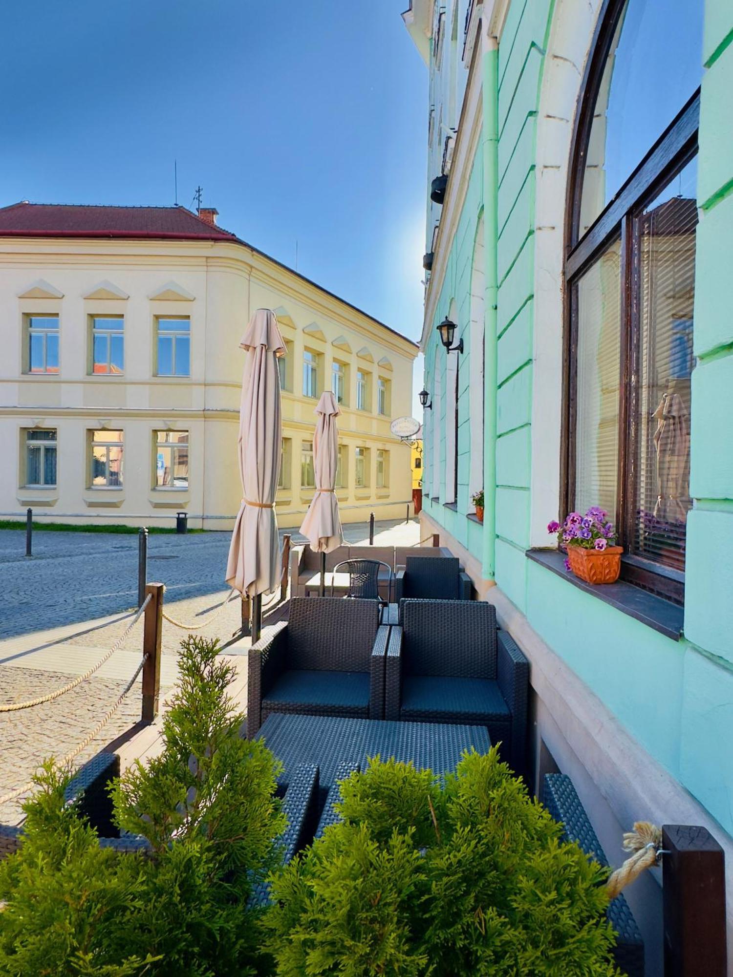 Hotel Ruzek Hranice  Kültér fotó