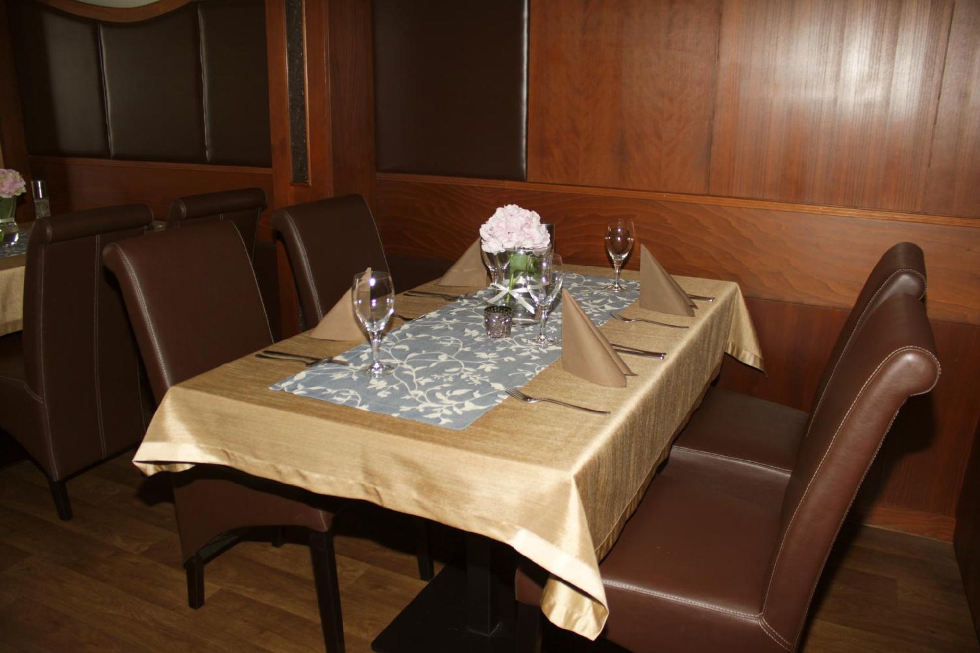 Hotel Ruzek Hranice  Kültér fotó